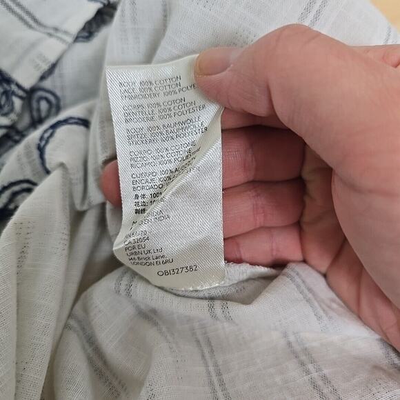 Anthropologie Pilcro Embroidered Surf Button Down Top Size Small Short Sleeve - Picture 4 of 11